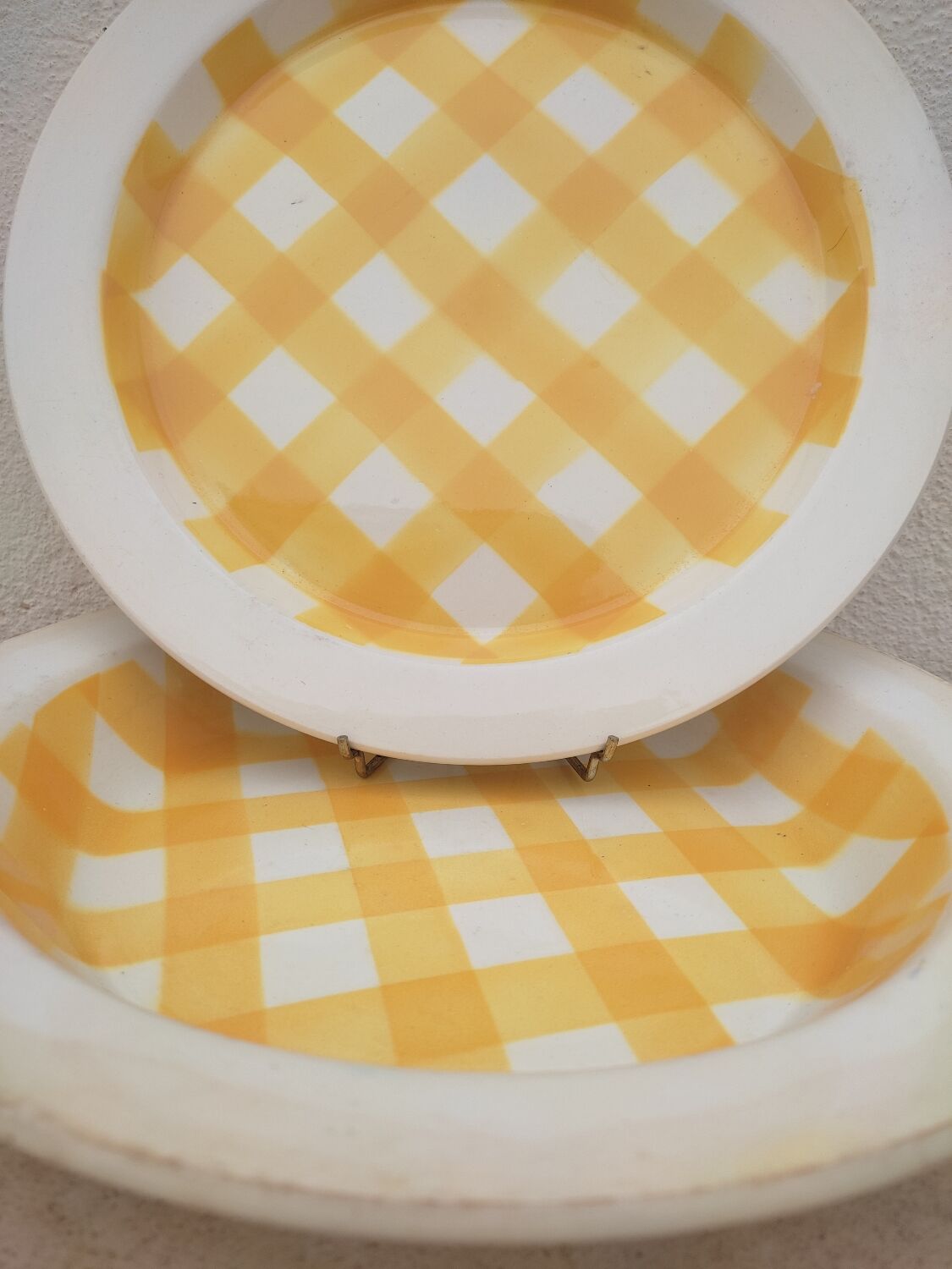 2 Yellow checkered dishes Sarreguemines