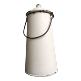 Pot à lait en tôle emaille