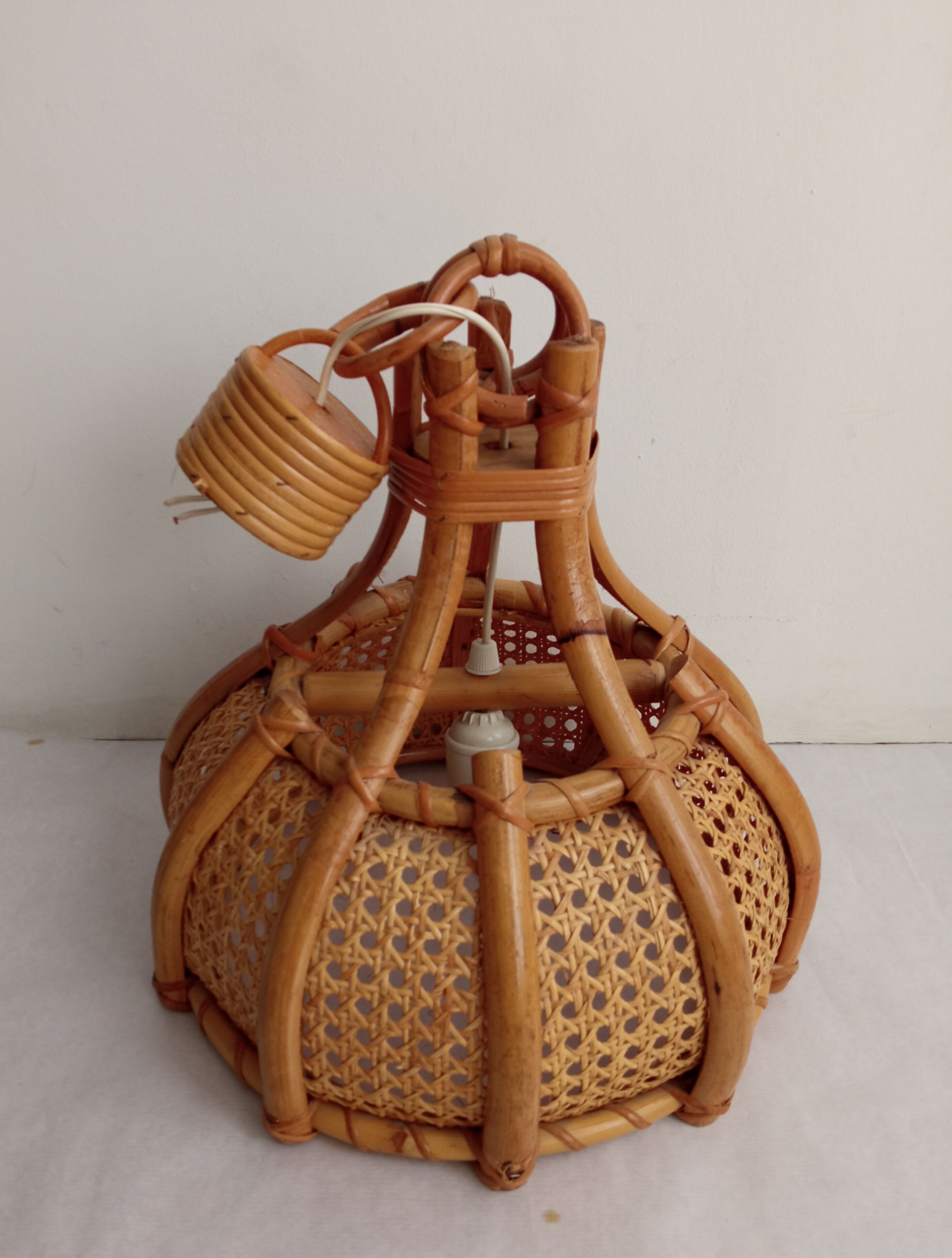 Bamboo and canning hanging lamp