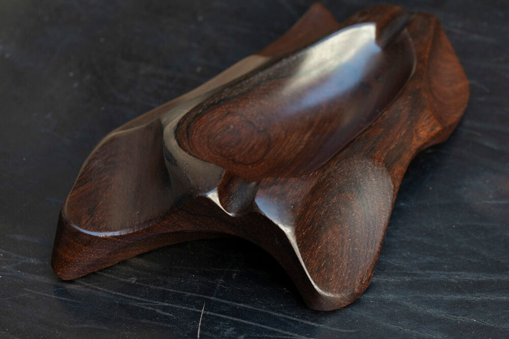 Rosewood pocket vacuum