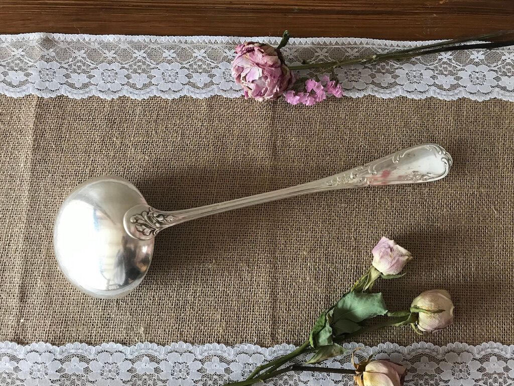 Chambly silver metal ladle of the beloved model