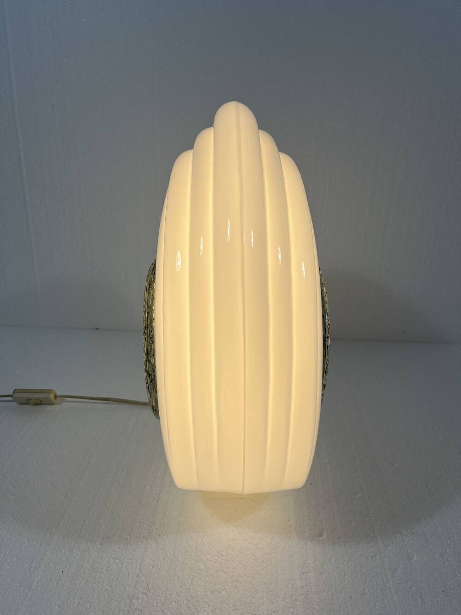 Lampe de table en verre, années 1970