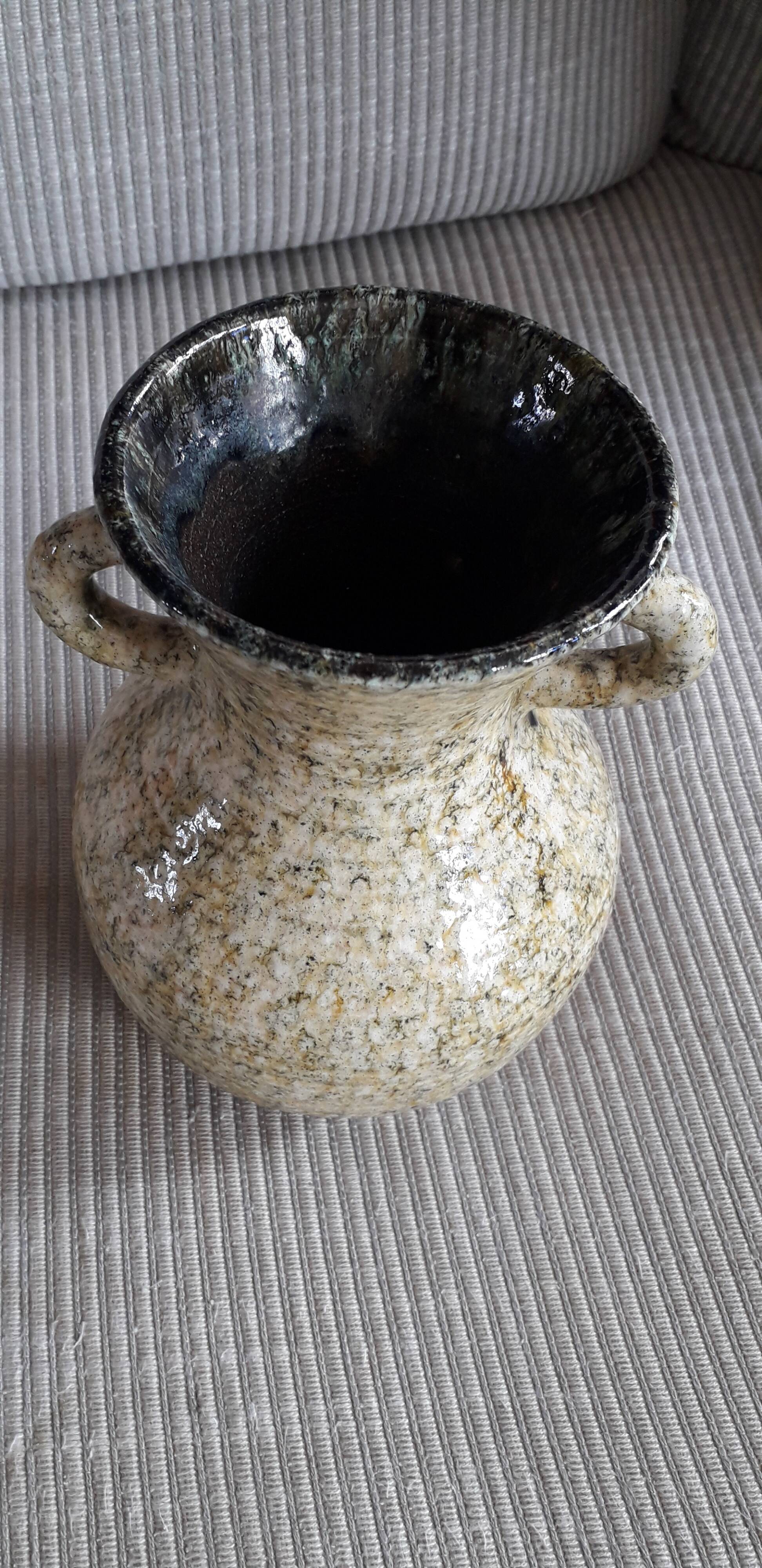 Very original vintage ceramic vase