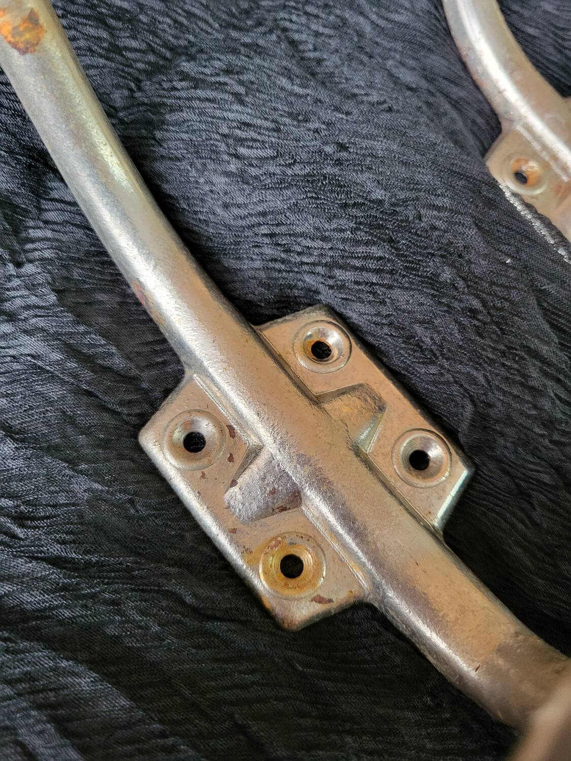Lot de 4 patères doubles Vintage en métal chromé