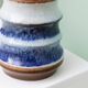 Vase en céramique rayé bleu et blanc par Strehla – milieu du siècle allemand, années 1960