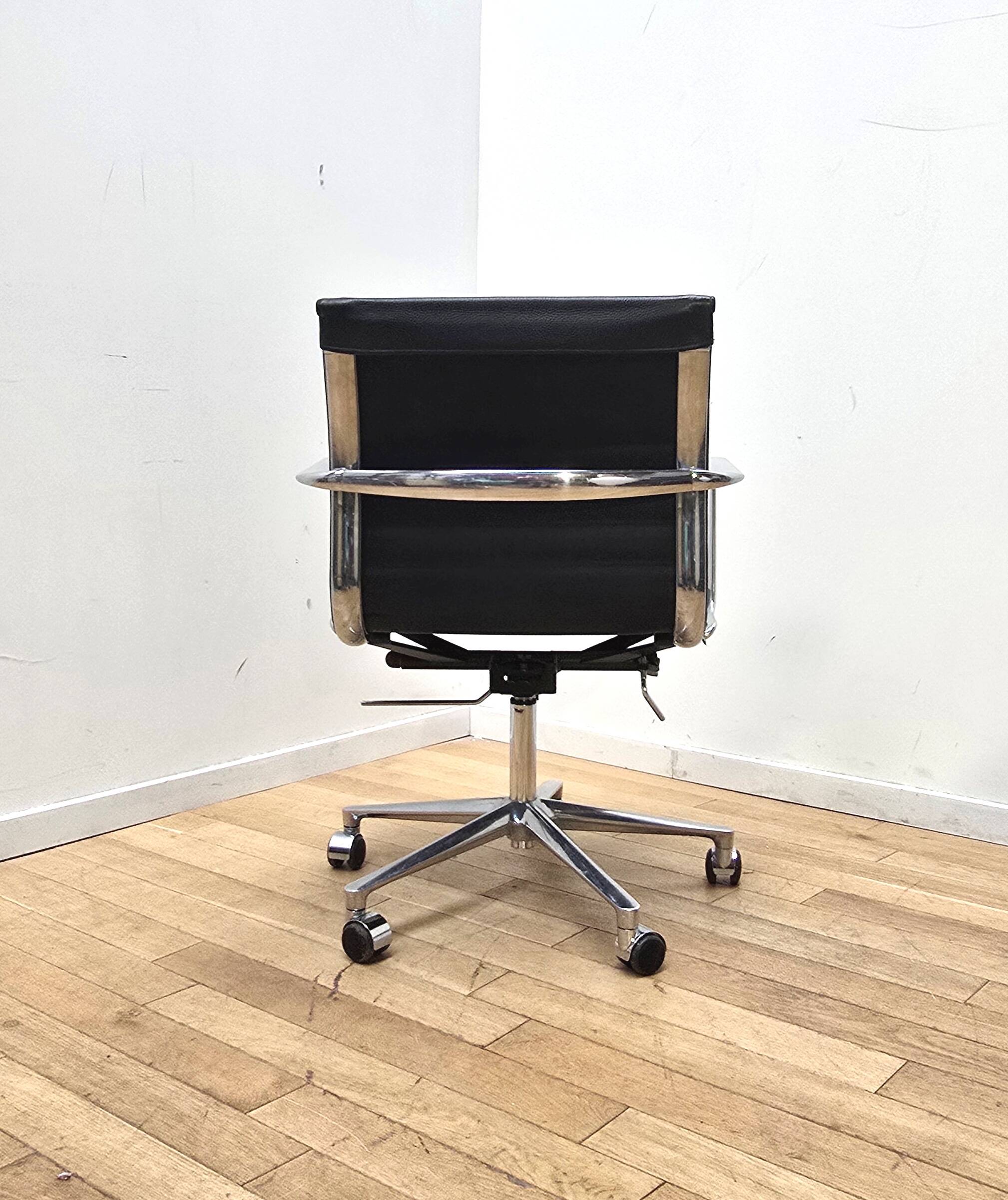 Suite de 6 chaises de bureau Una Chair, ICF