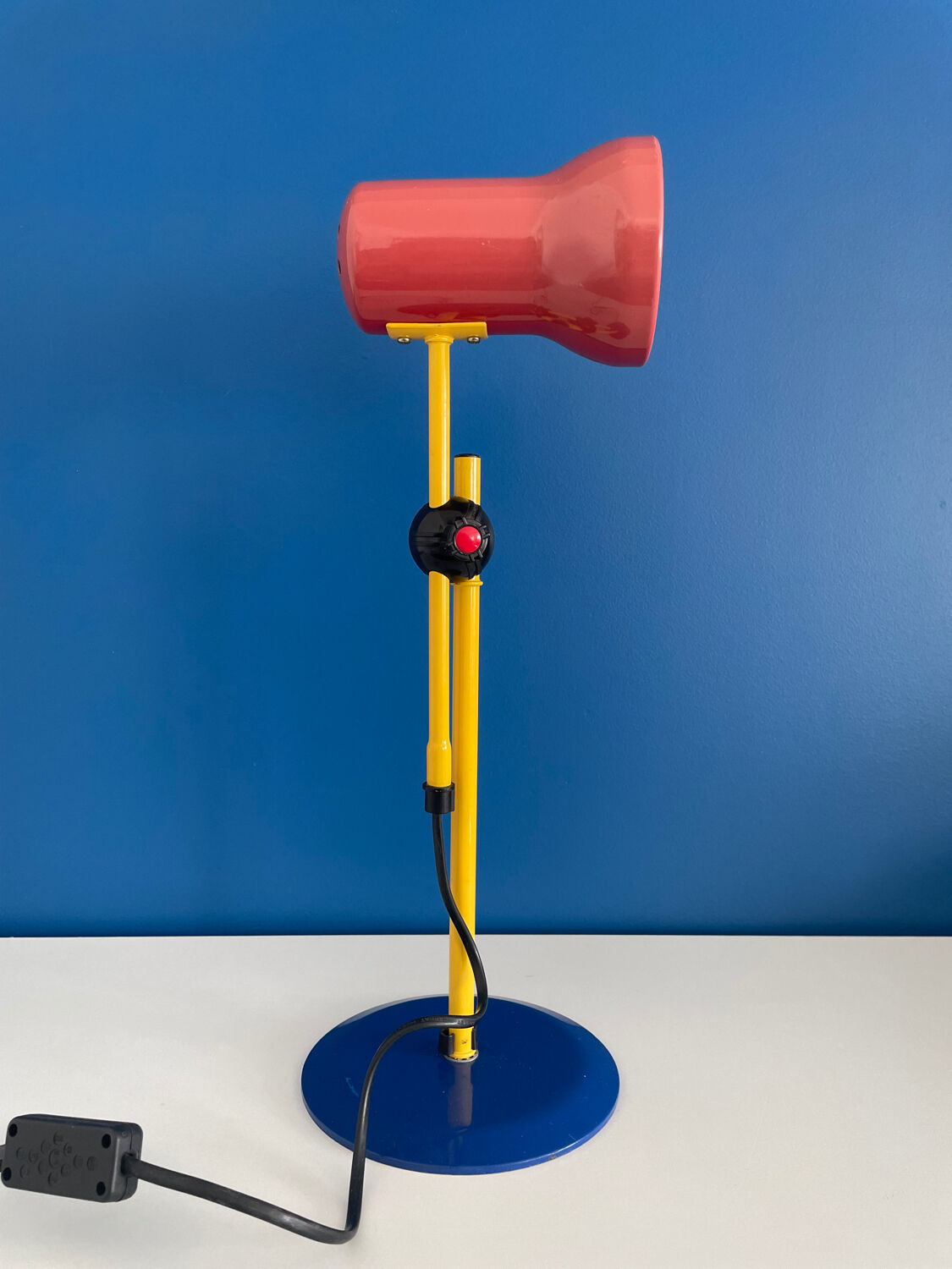 Colored metal articulated lamp 80s 90s