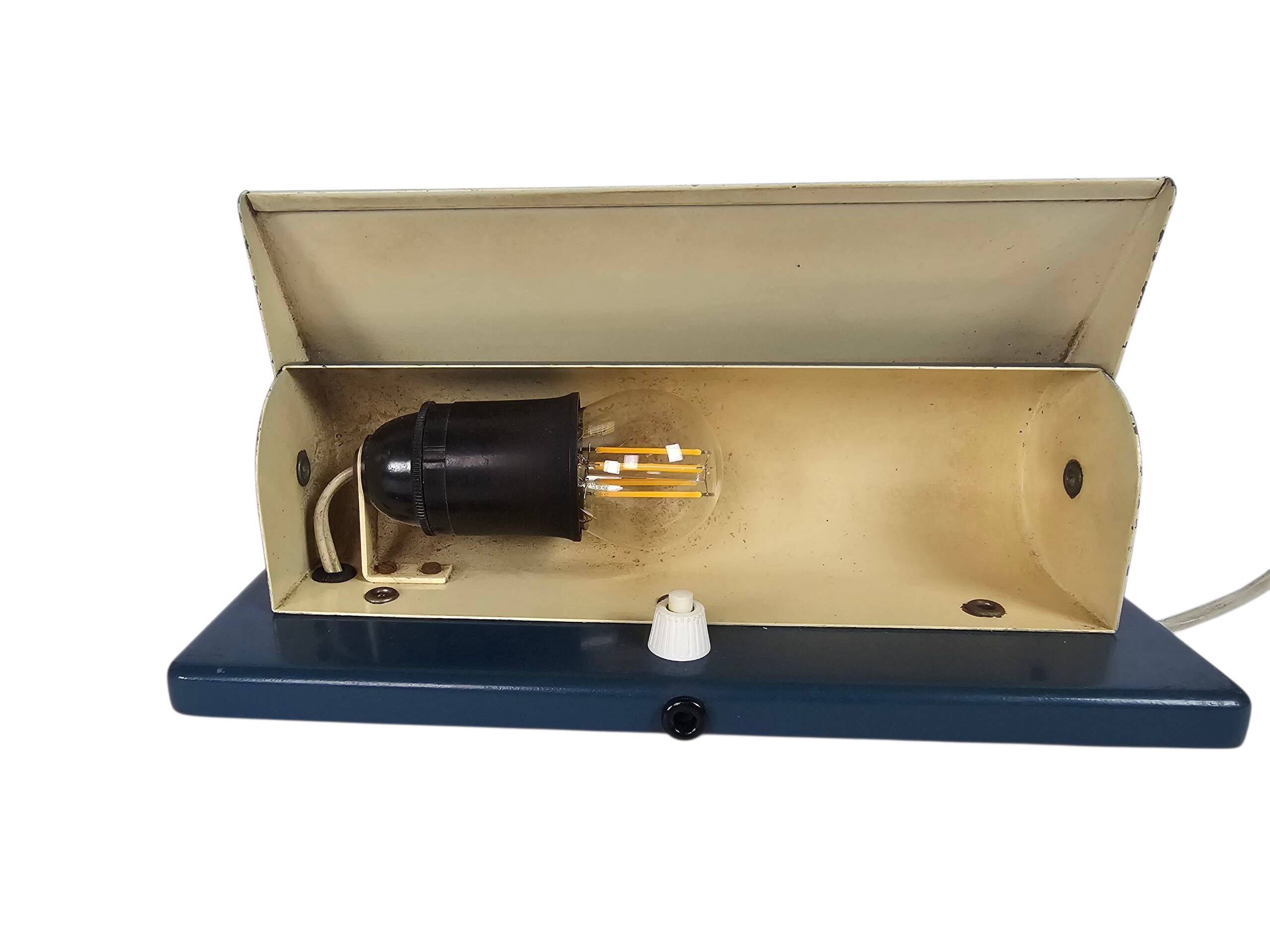 Gispen - H.W. Gispen - cylinder wall lamp - metal - blue - 1950s