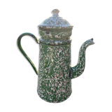 Old enamelled coffee maker