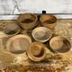 Serie de 7 pots en bois