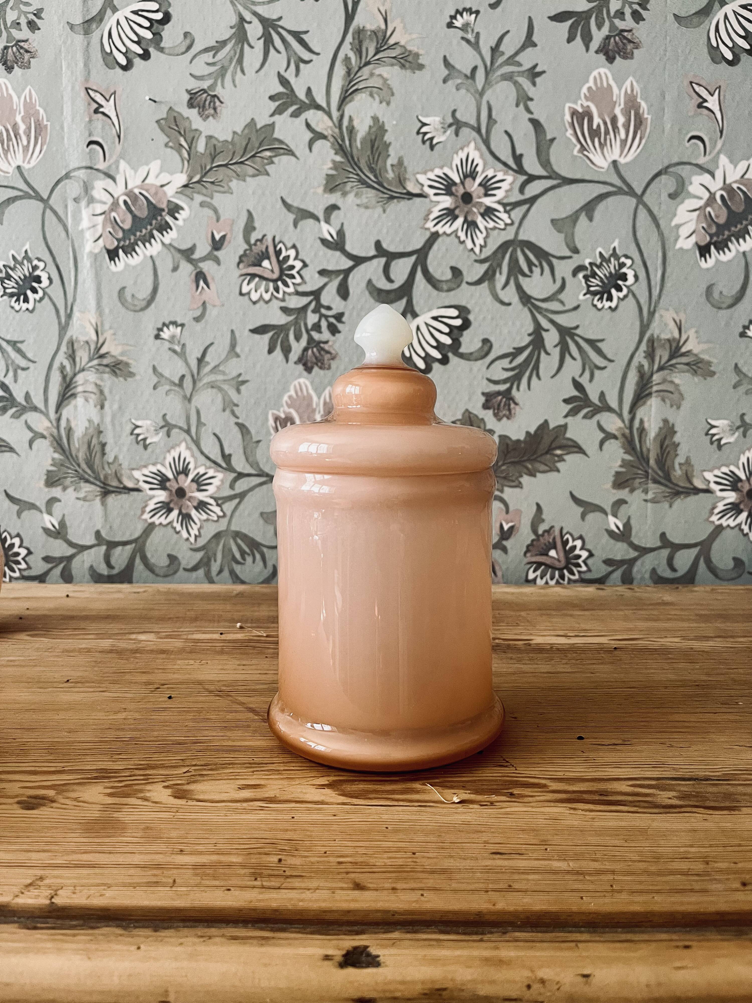 Old opaline toiletries