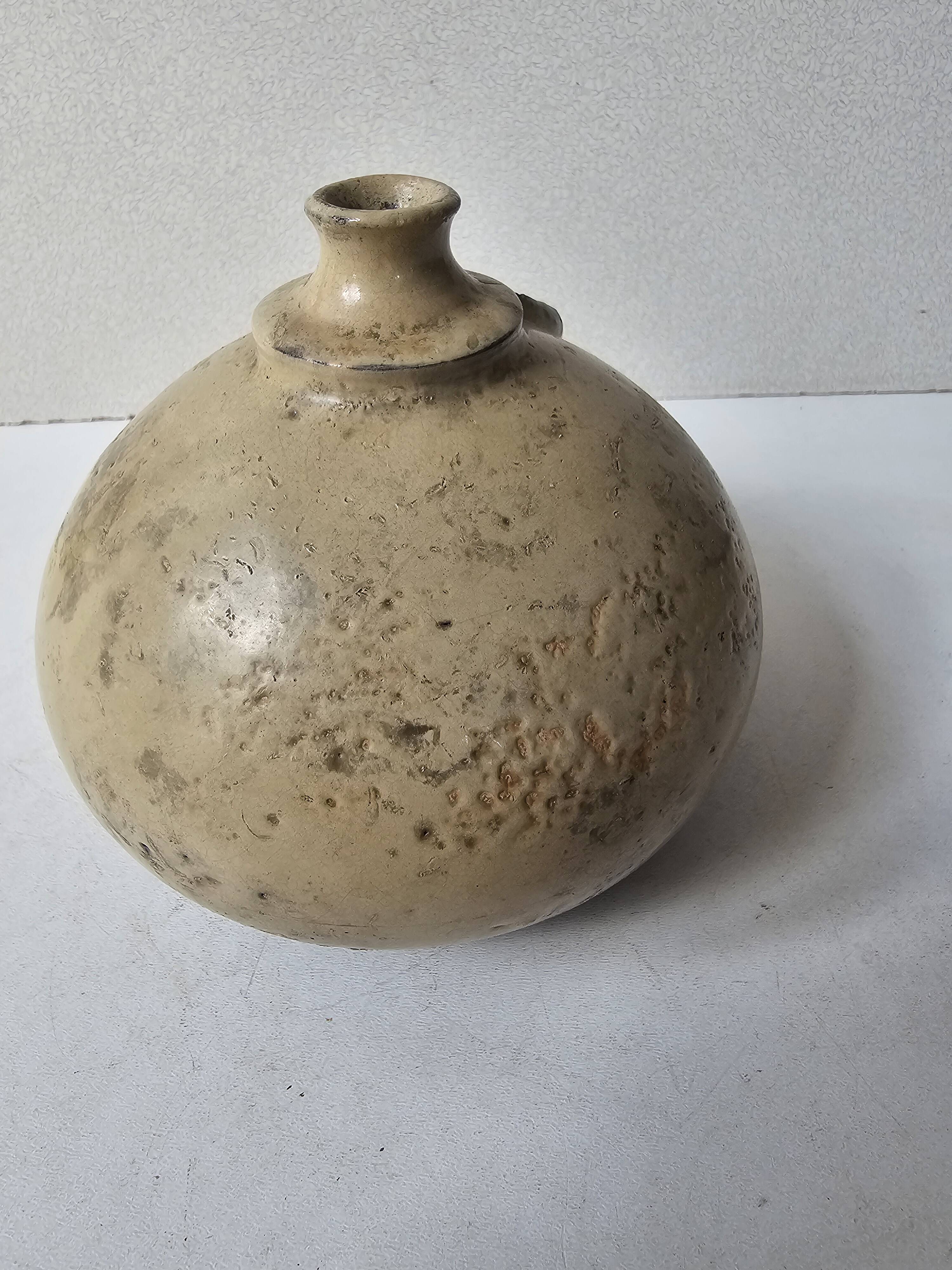 Ceramic soliflore vase in Japonese style