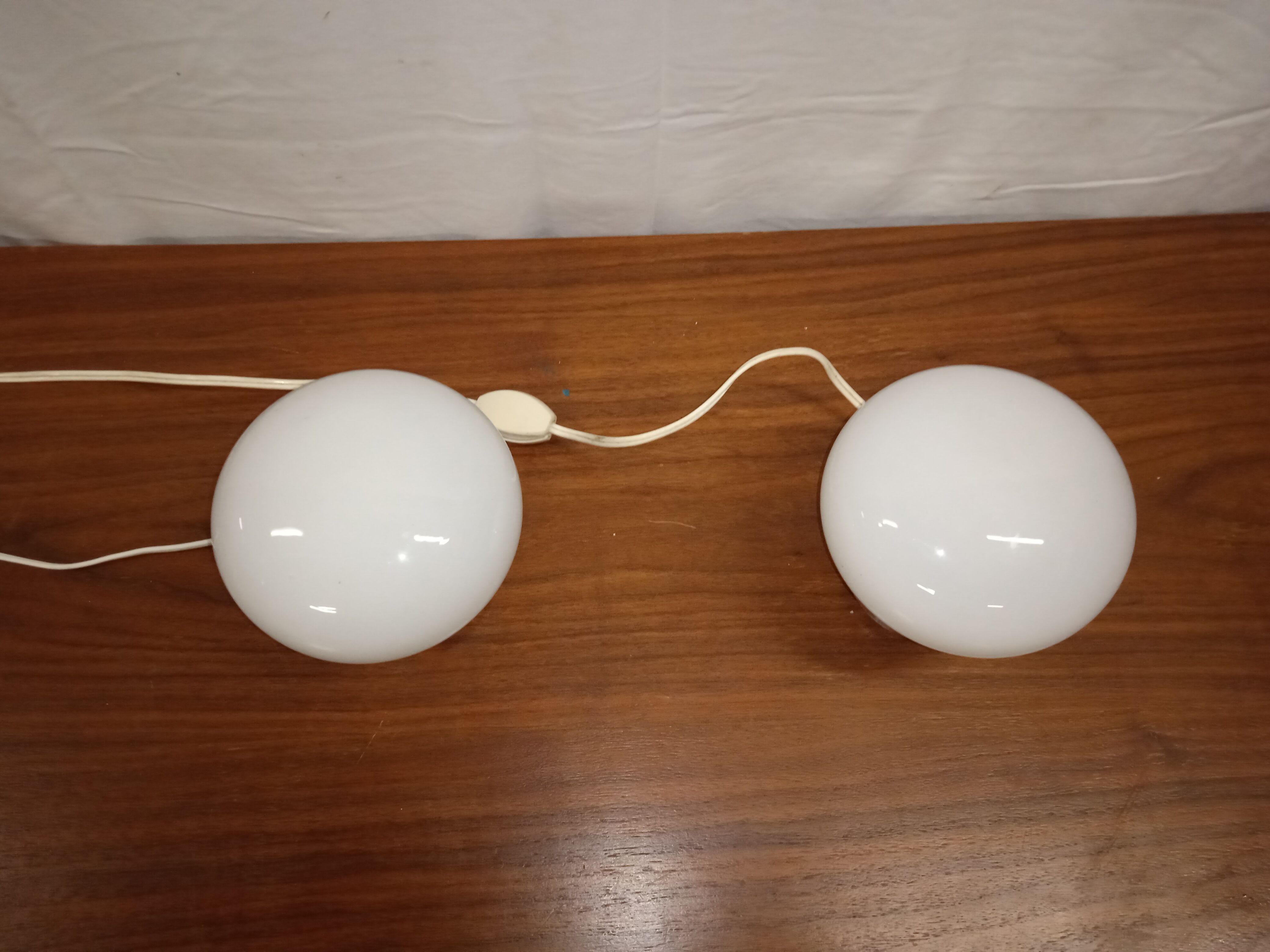 2 lamps design year 70 ecolight