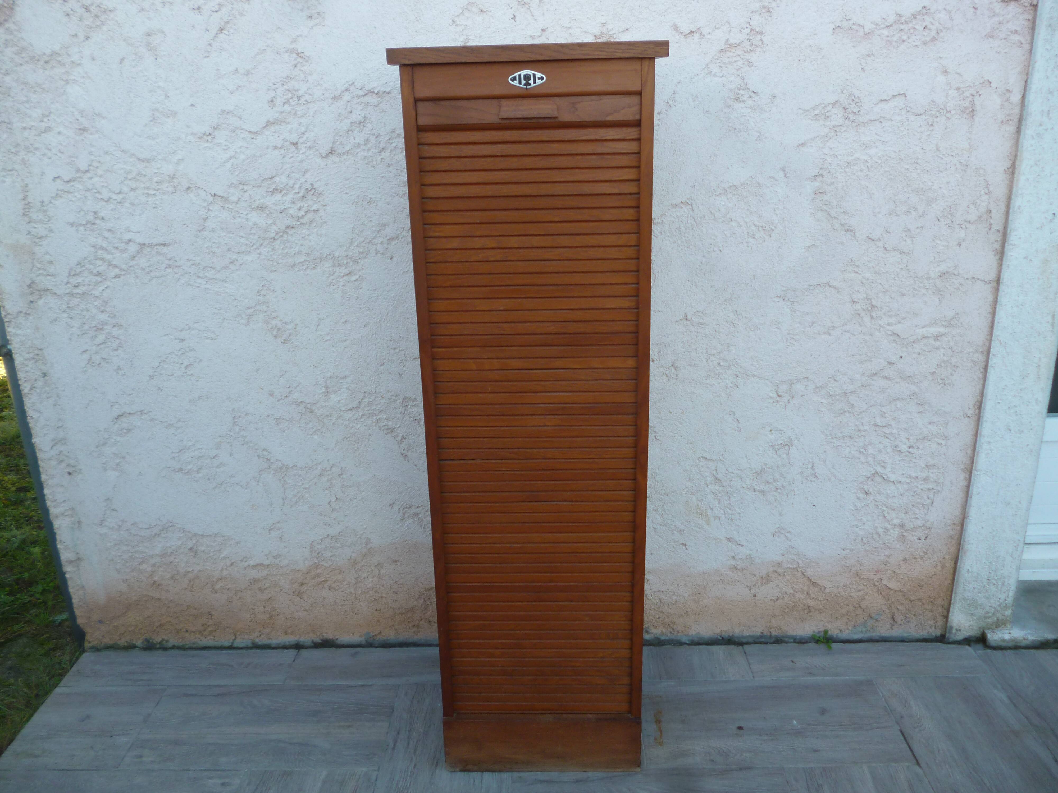 Vintage oak curtain binder