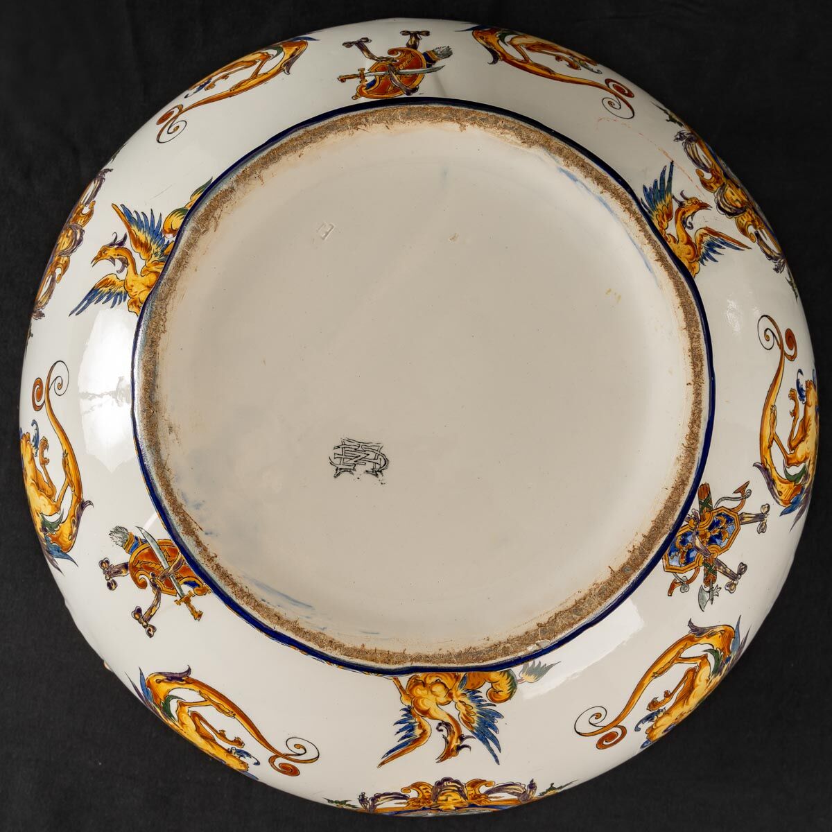 Old pot cover - gien earthenware - italian renaissance décor - xixth century