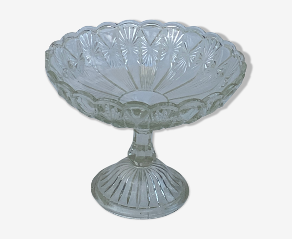Transparent glass cut geometric pattern