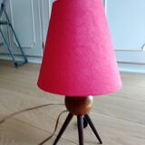 tripod lamp