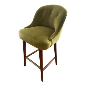 Bar stool