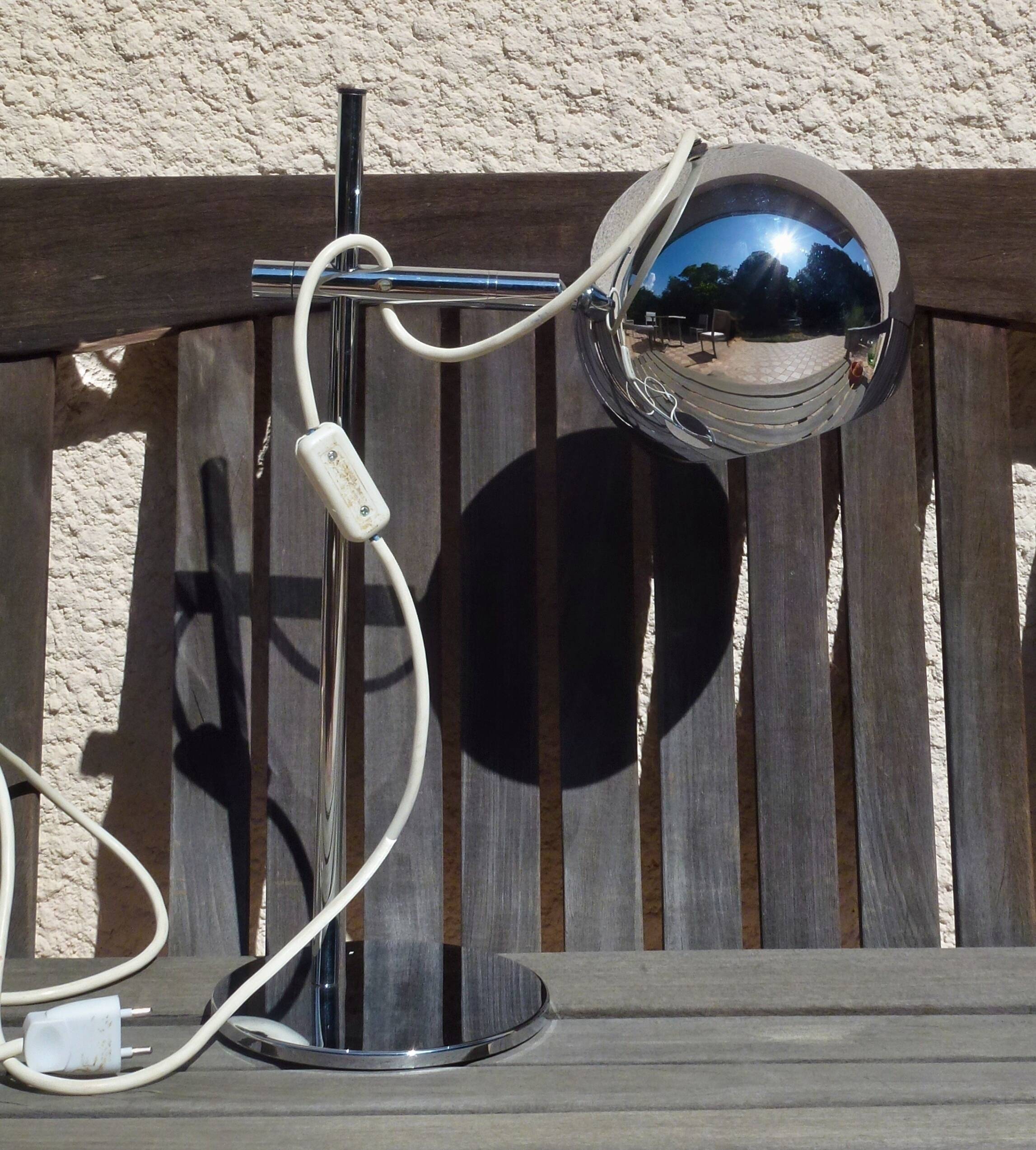 Vintage Space Age / Eyeball desk lamp