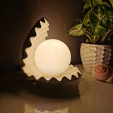 Huître de lampe de table en céramique de cru avec la perle, années quatre-vingt