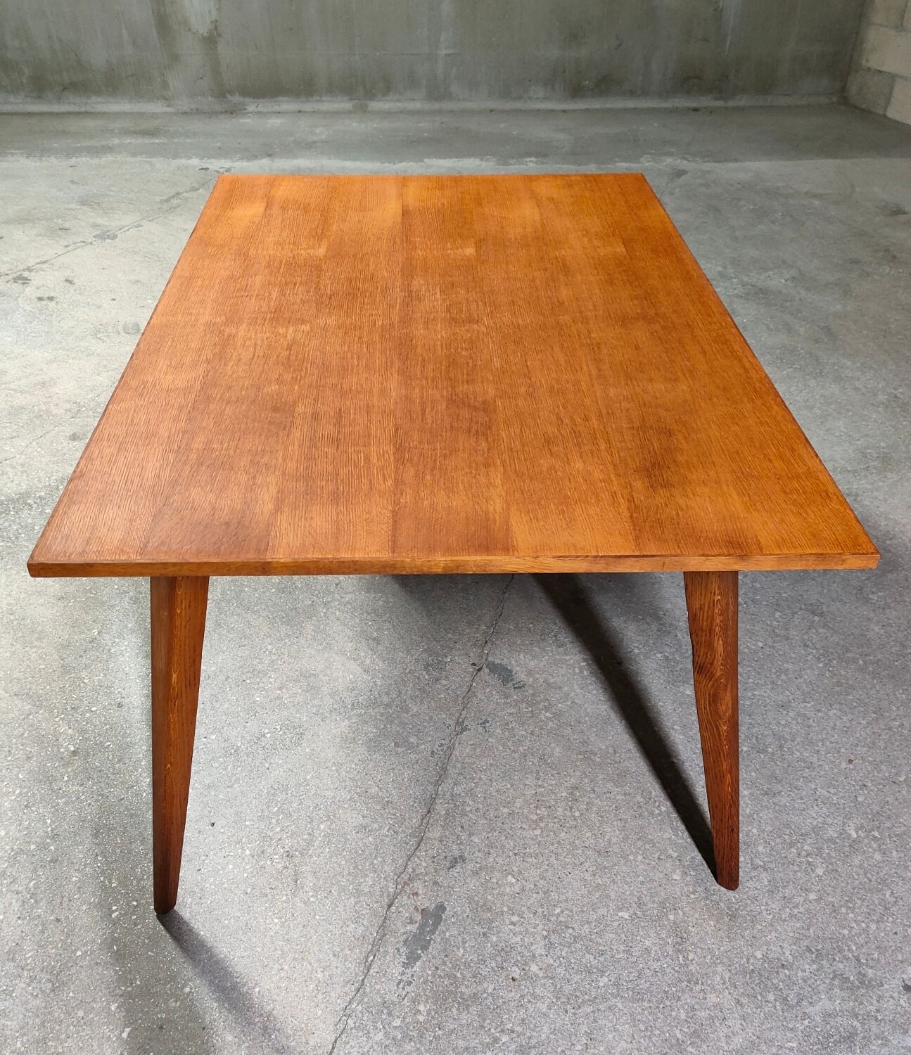 Table de salon pieds compas 50's en chêne 130x90 cm
