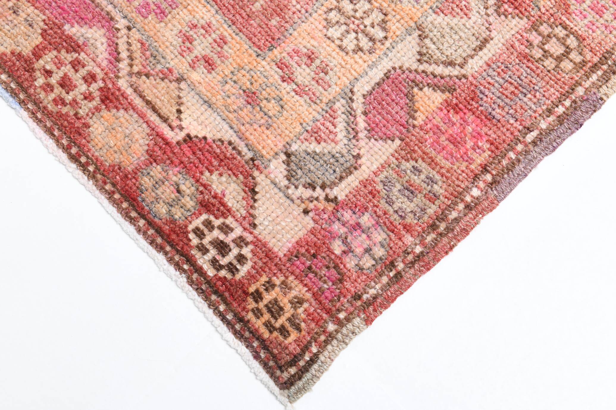 Red & Pink Super Soft Vintage Runner Rug, 91x346Cm