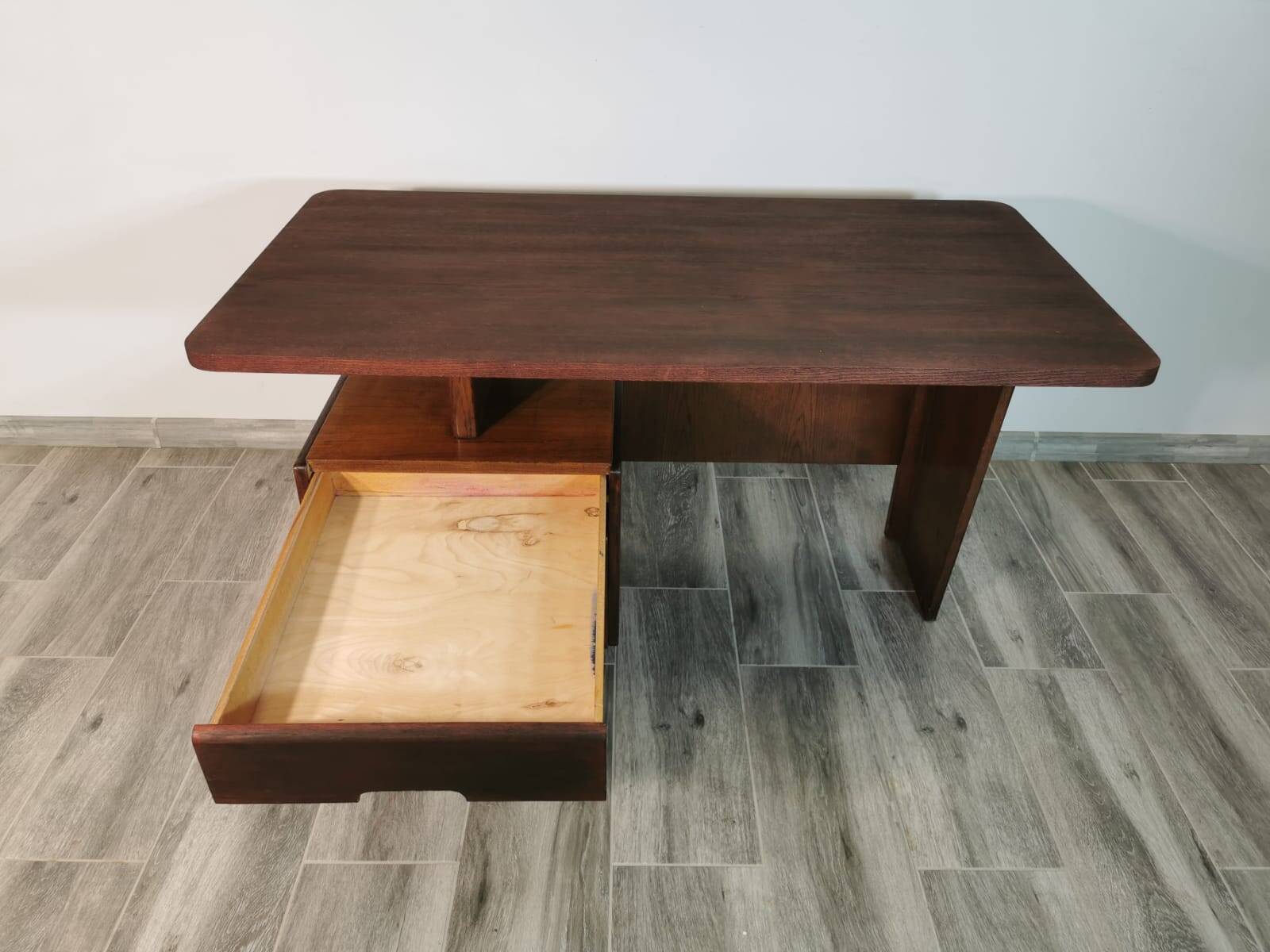 Bureau vintage de Bohumil Landsman