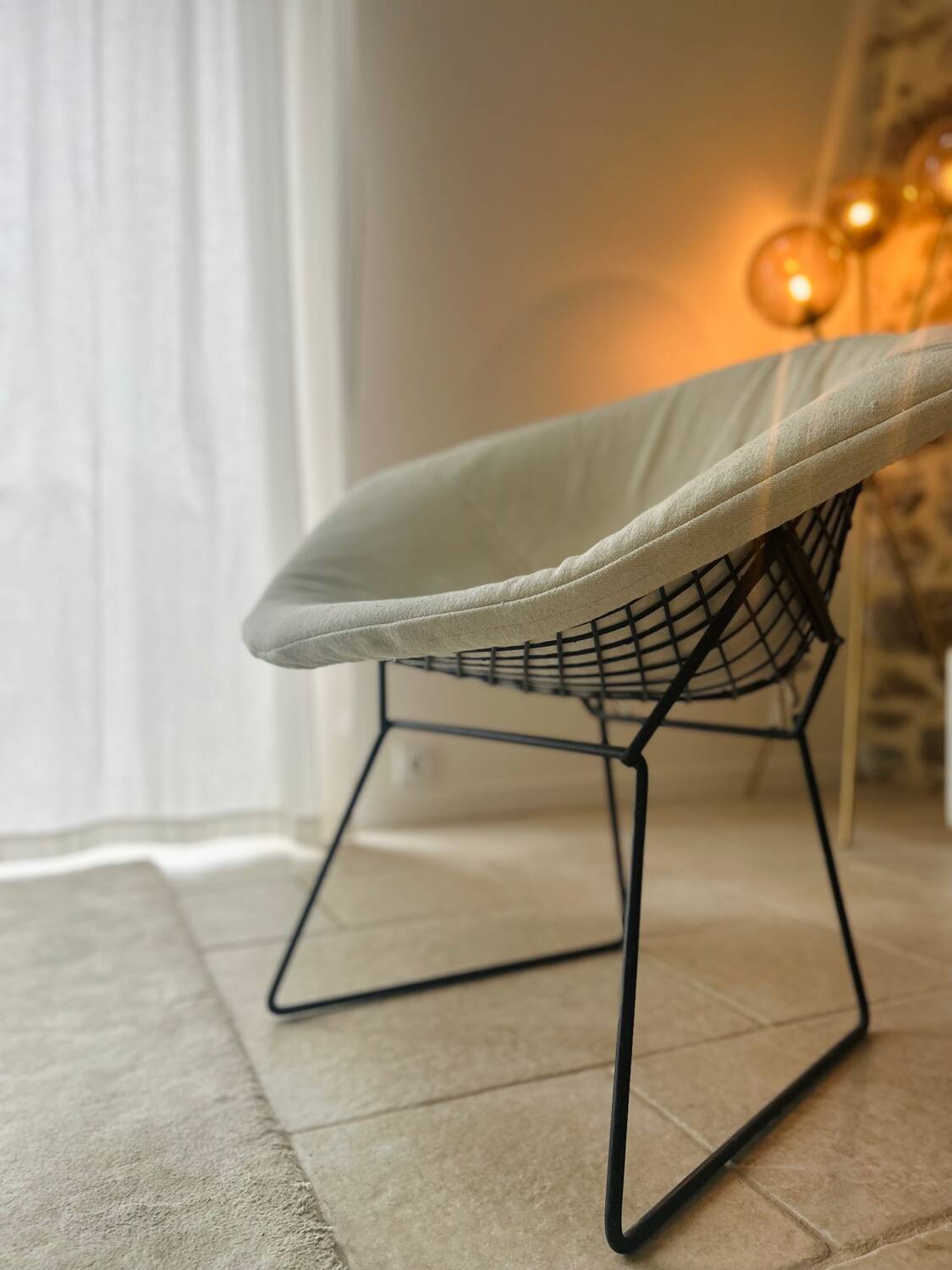 Pair of Diamond Harry Bertoia armchairs 1970