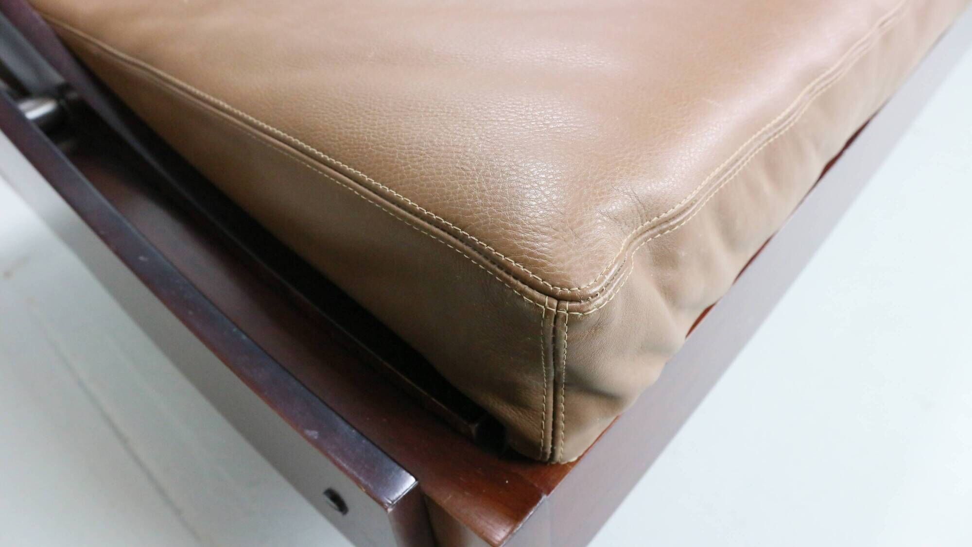 sofa/daybed model GS195 designed by Gianni Songia for Sormani, Italy 1963.