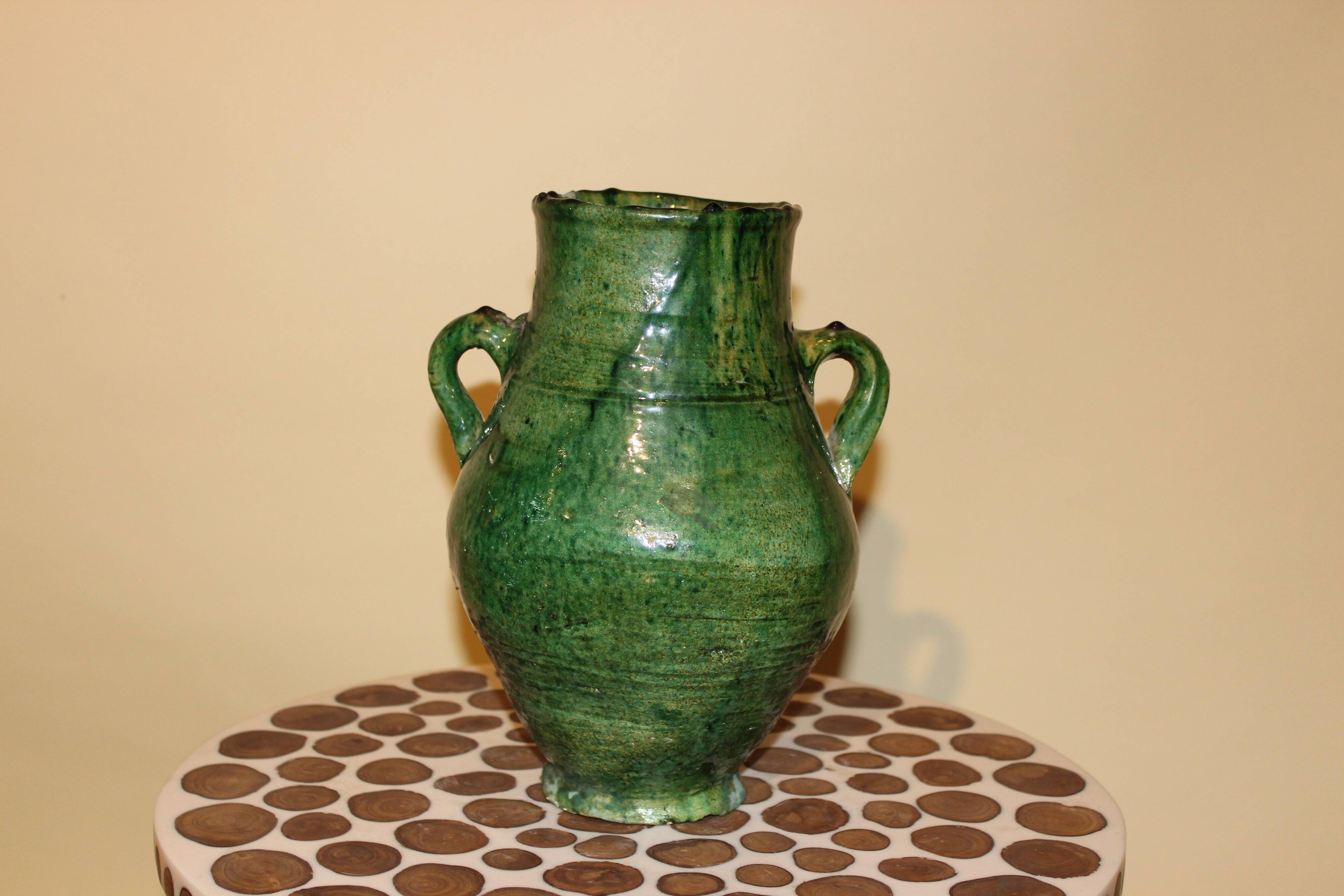 Tamgroute pottery vase