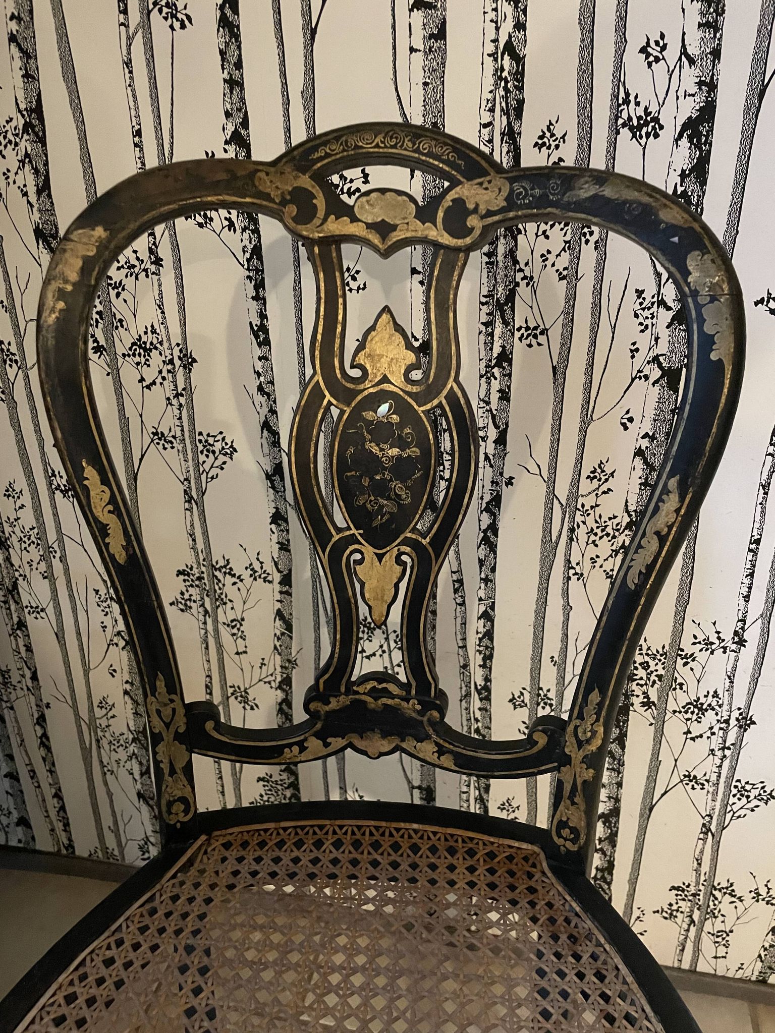 Chaise bois noirci