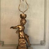 Deux enfants en bois sculpté doré, lampes de table