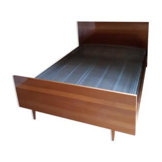 Vintage bed