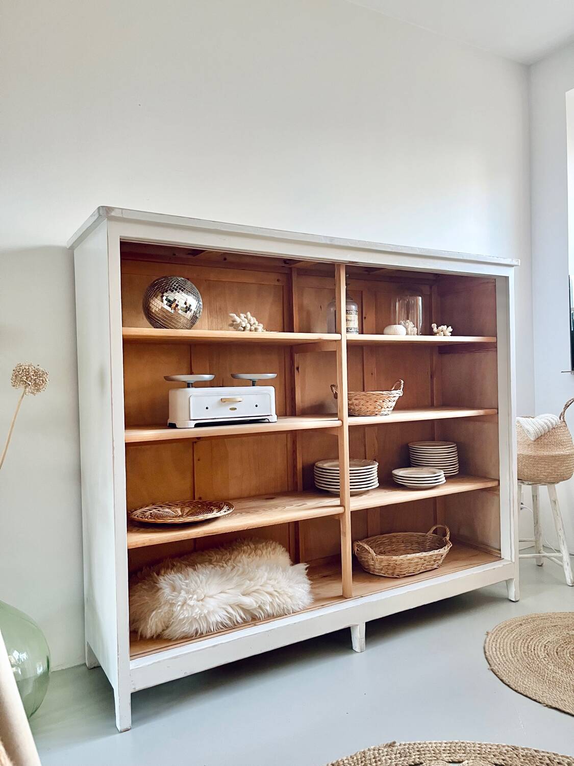 Large antique school wardrobe/bookshelf in solid pine – 1950