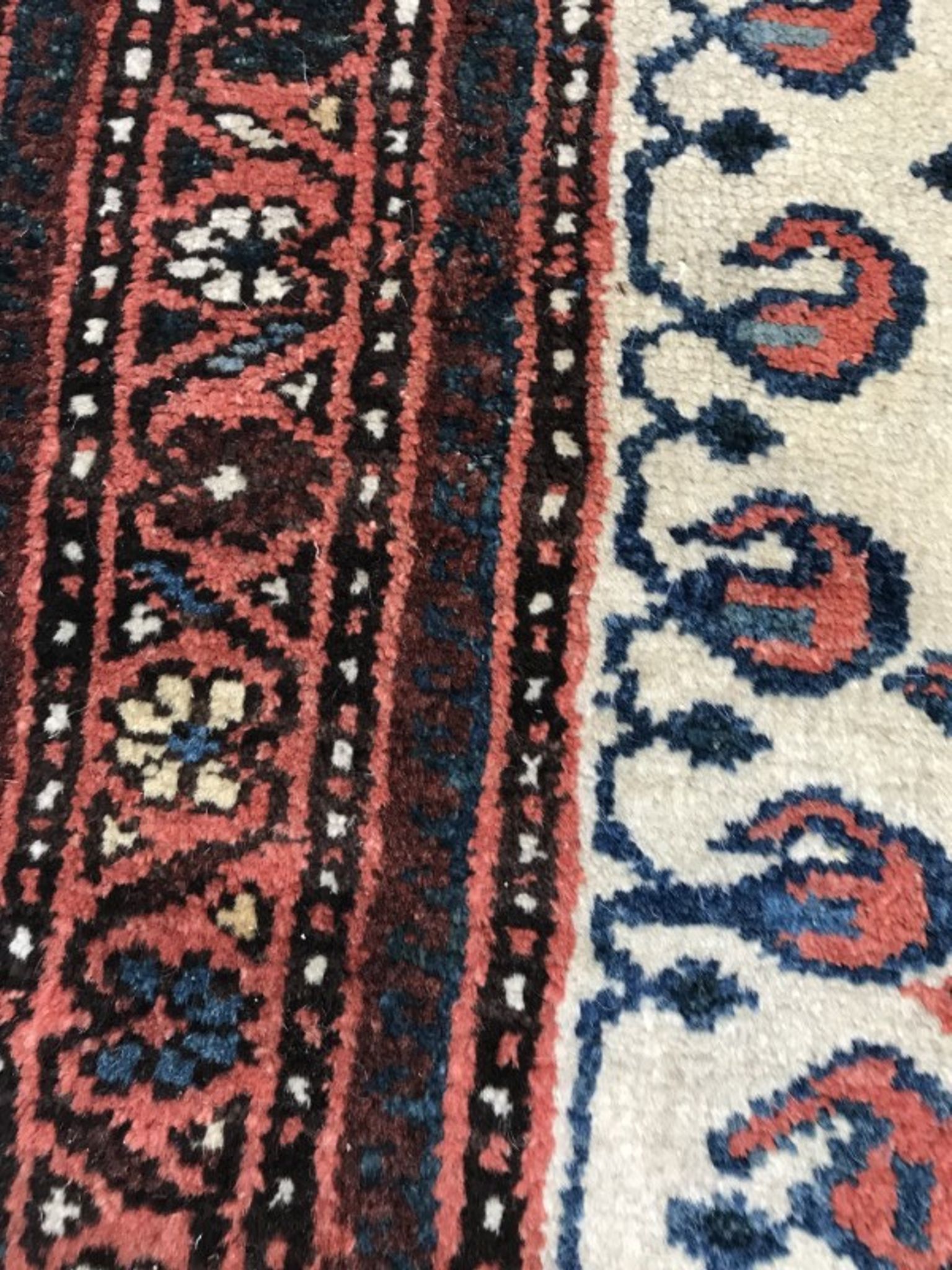Carpet old persian kurdish done hand 117 x 185 cm