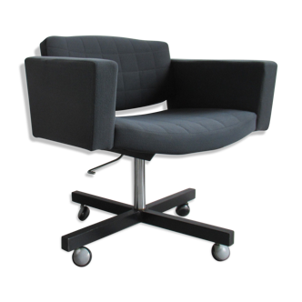 Office chair Pierre Guariche's board for Meurop
