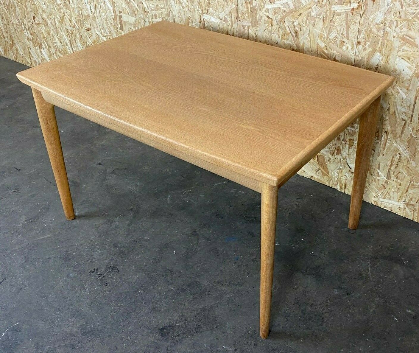 Dining table danish Grete Jalk for Glostrup Design 60/70