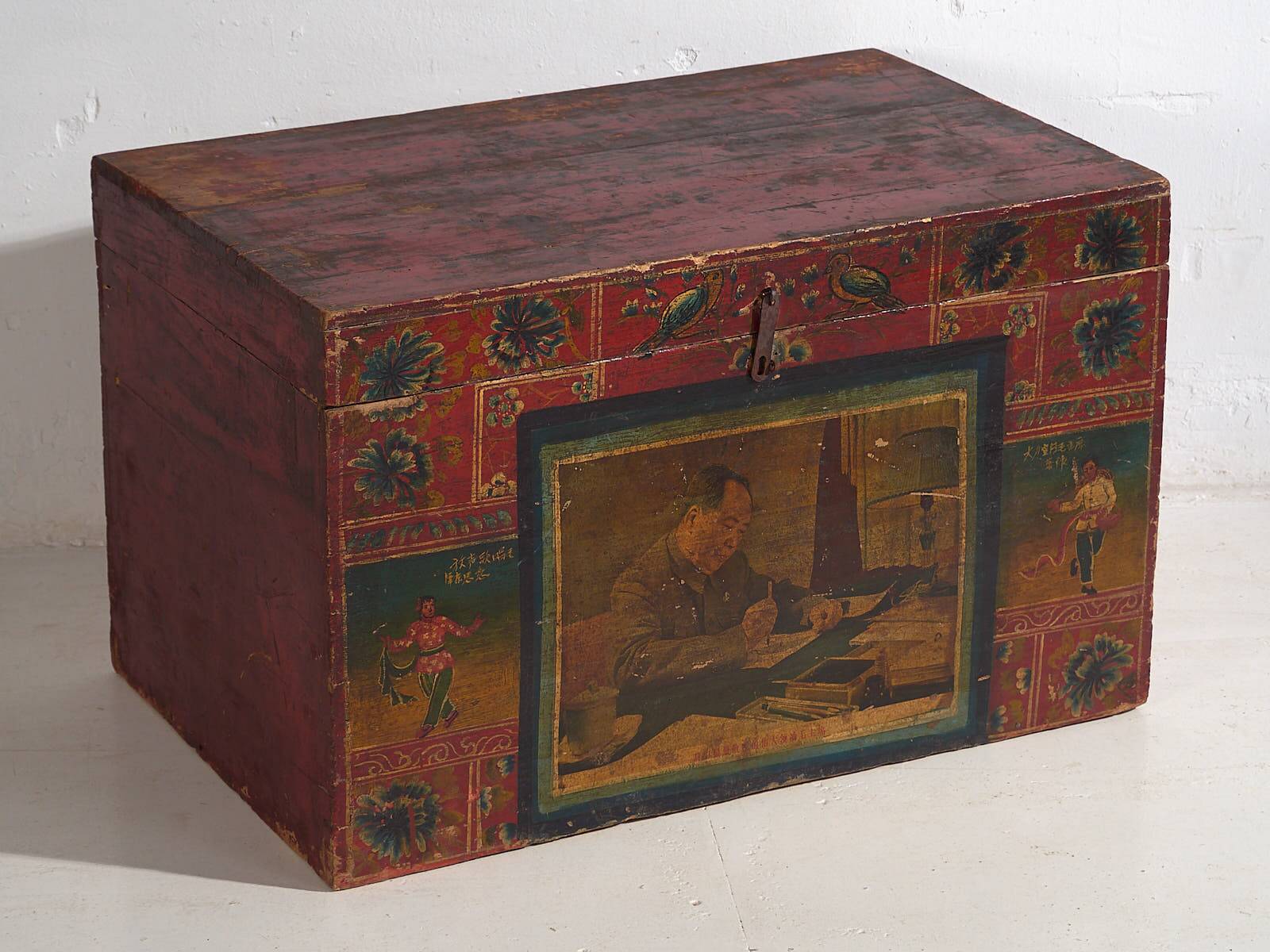 Antique Chinese brown storage trunk (c.1900) #6