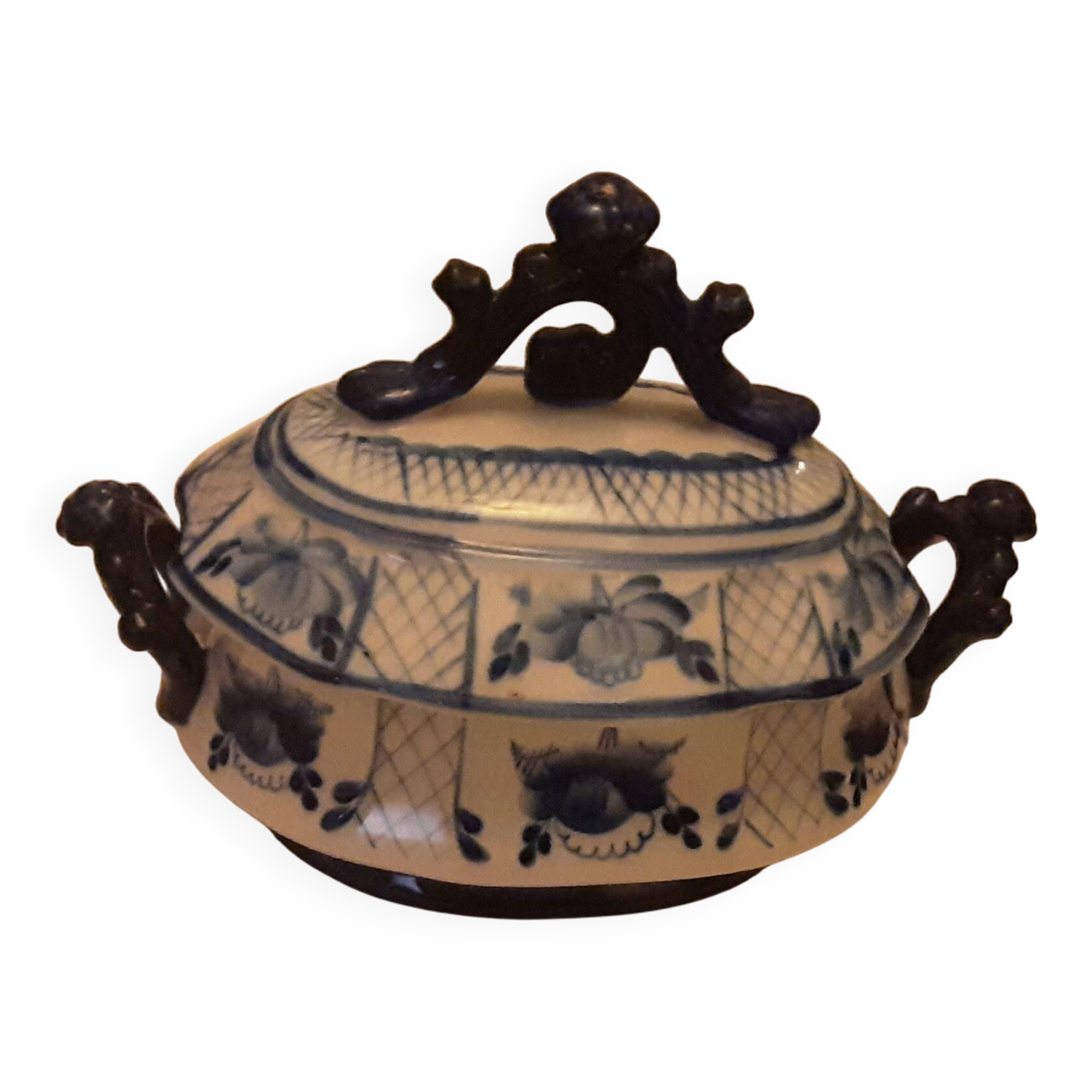 Gzhel porcelain sauce boat russia