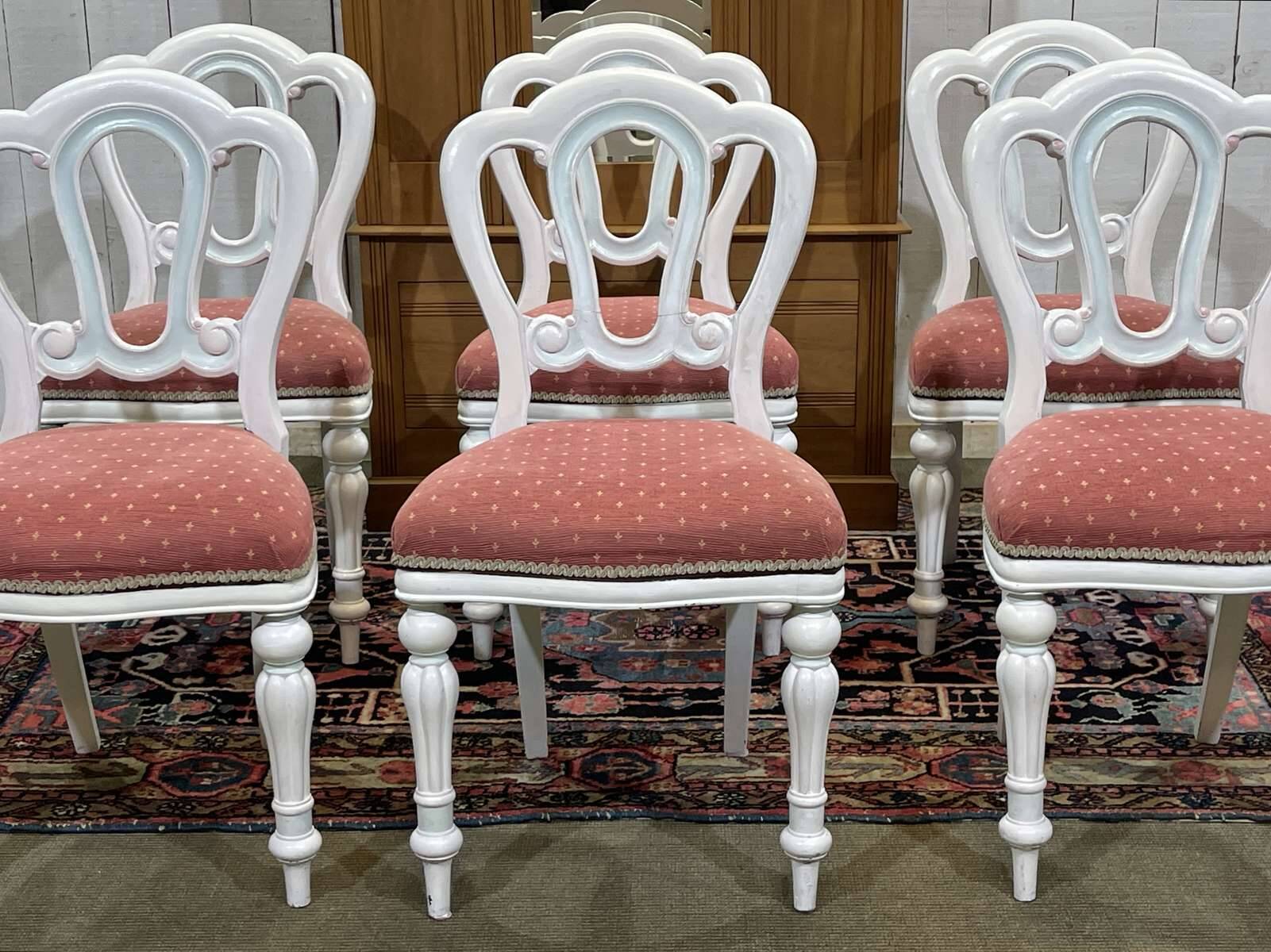 Set of 6 English Victorian style mahogany chairs.