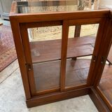 Mahogany corner display counter