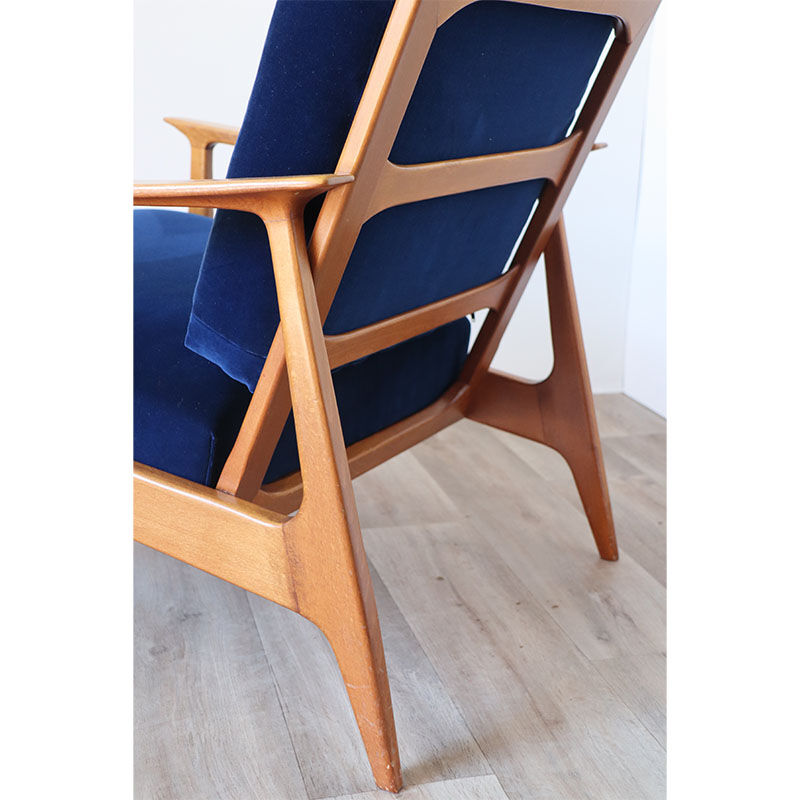 Scandinavian armchair in wood and velvet circa 1960