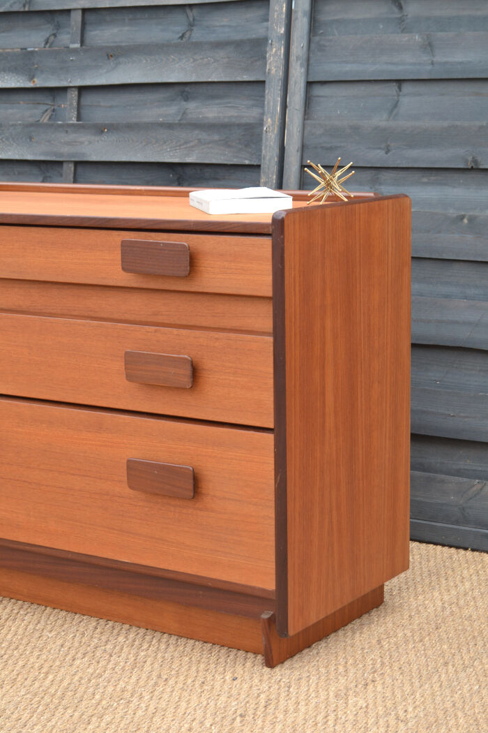 Dresser by White & Newton * 127cm
