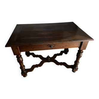 mid-17th century table