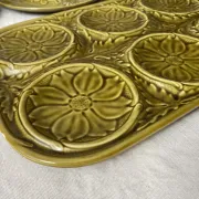 Artichoke service in Gien slipware