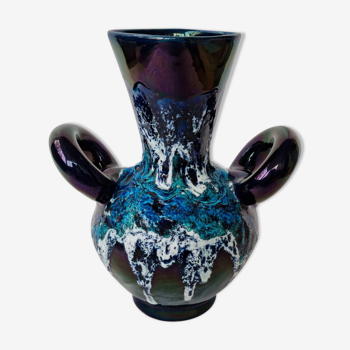 Blue amphora and lava
