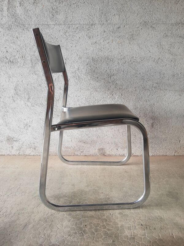 Chaise traineau skaï noir années 70 vintage