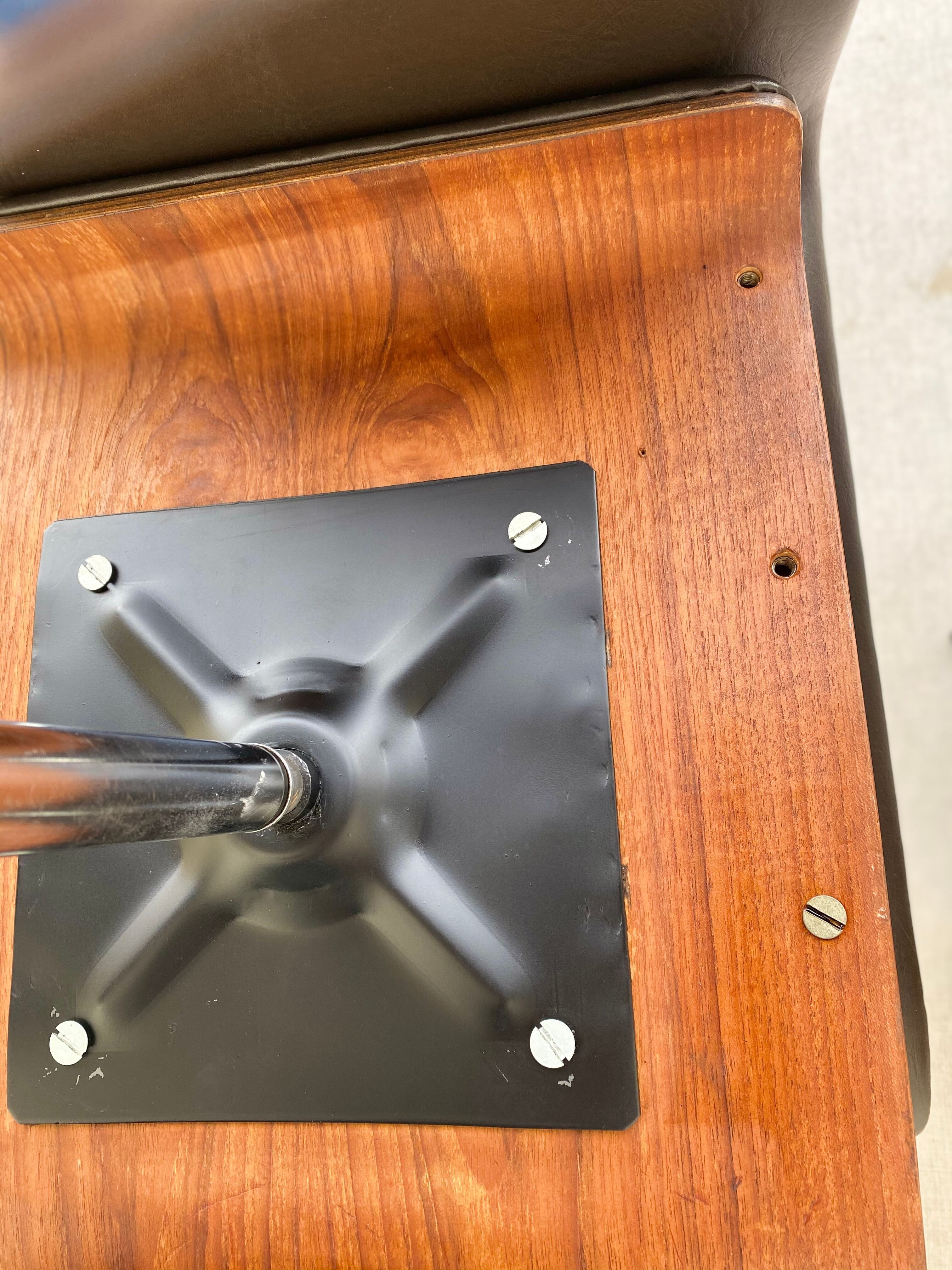 6 design swivel chairs