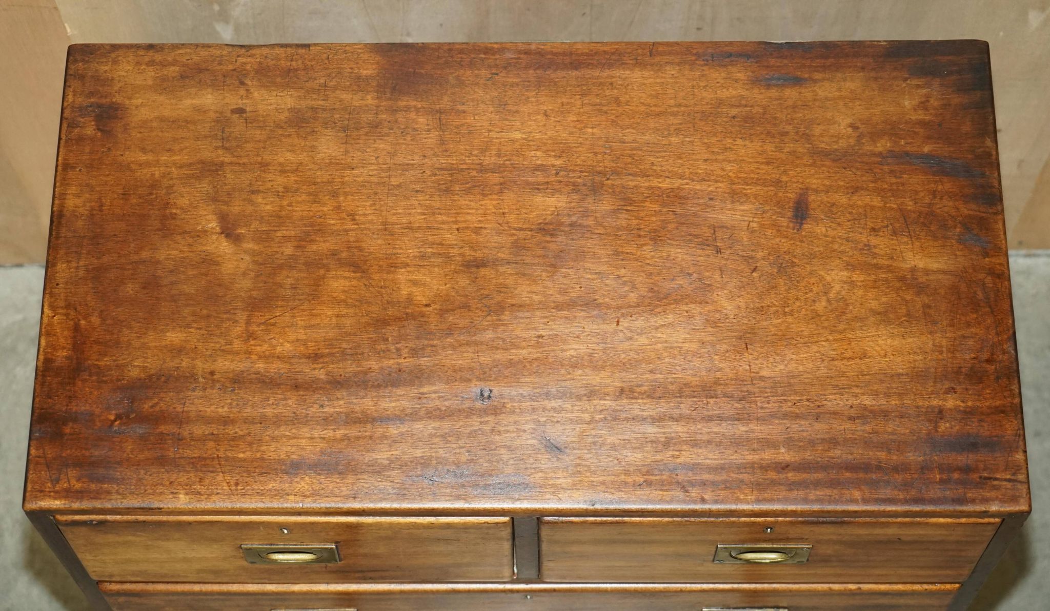 Commode de campagne militaire en acajou circa 1880