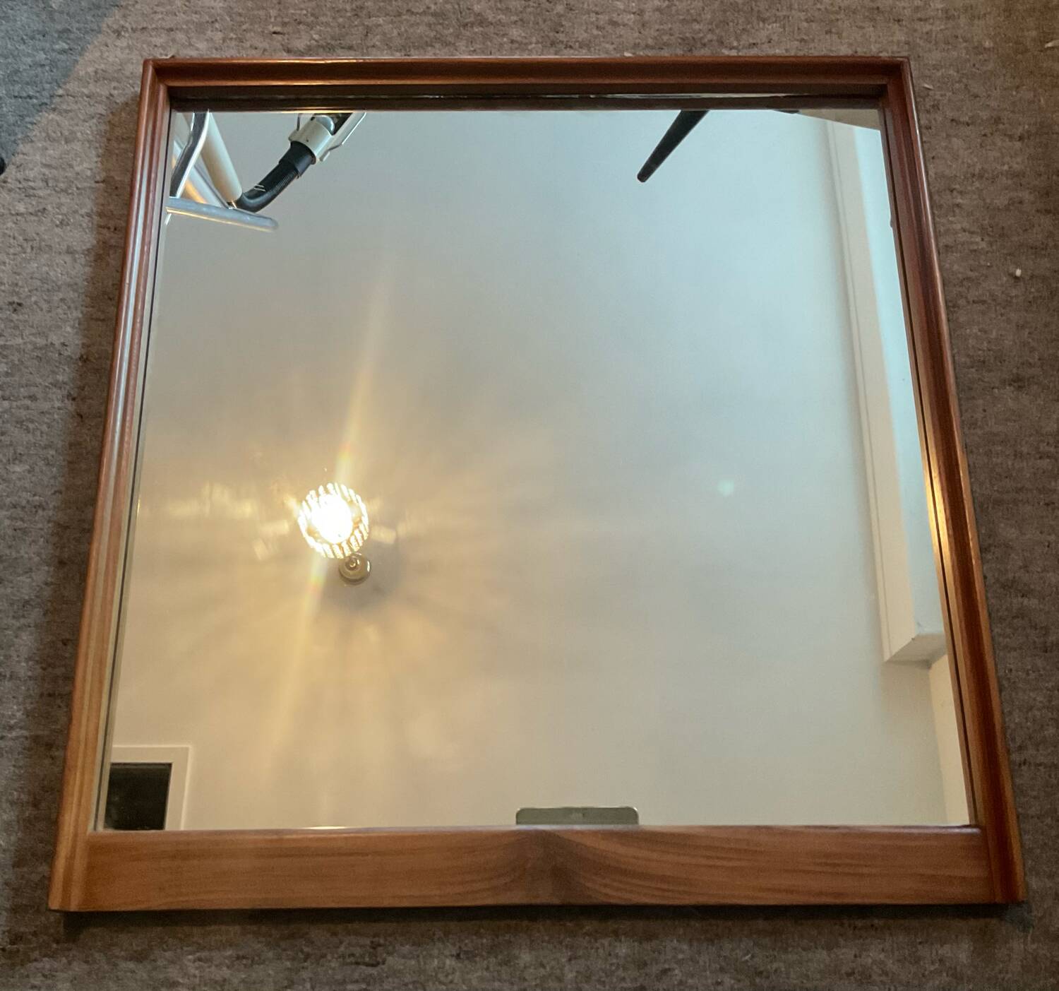 Miroir scandinave en teck années 60-70